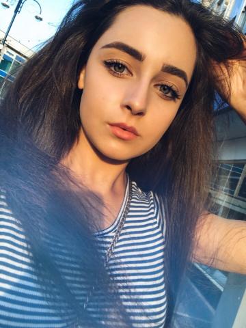 Ася